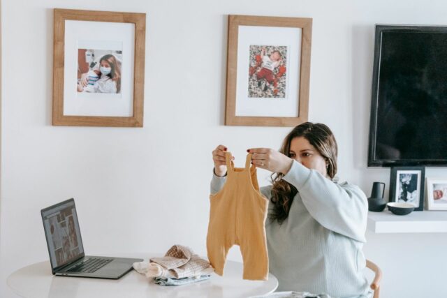 vinted bébé achat sécurité-Baby journal